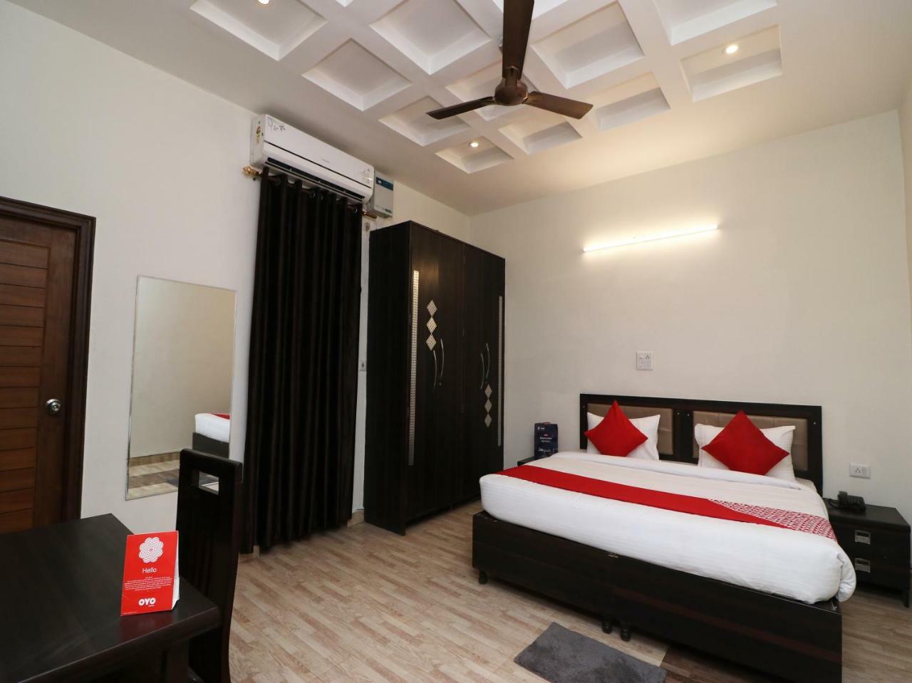 Nest Residency Фаридабад Экстерьер фото